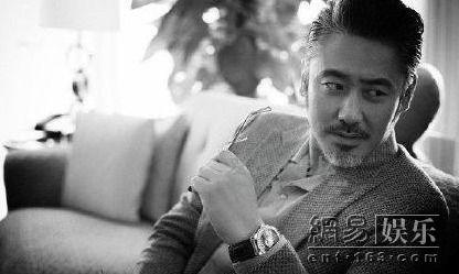 最新爆料吴秀波是谁啊视频,吴秀波身份之谜，最新爆料视频曝光